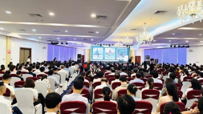 Quang Tri boosts business digital skills with AI & ChatGPT training