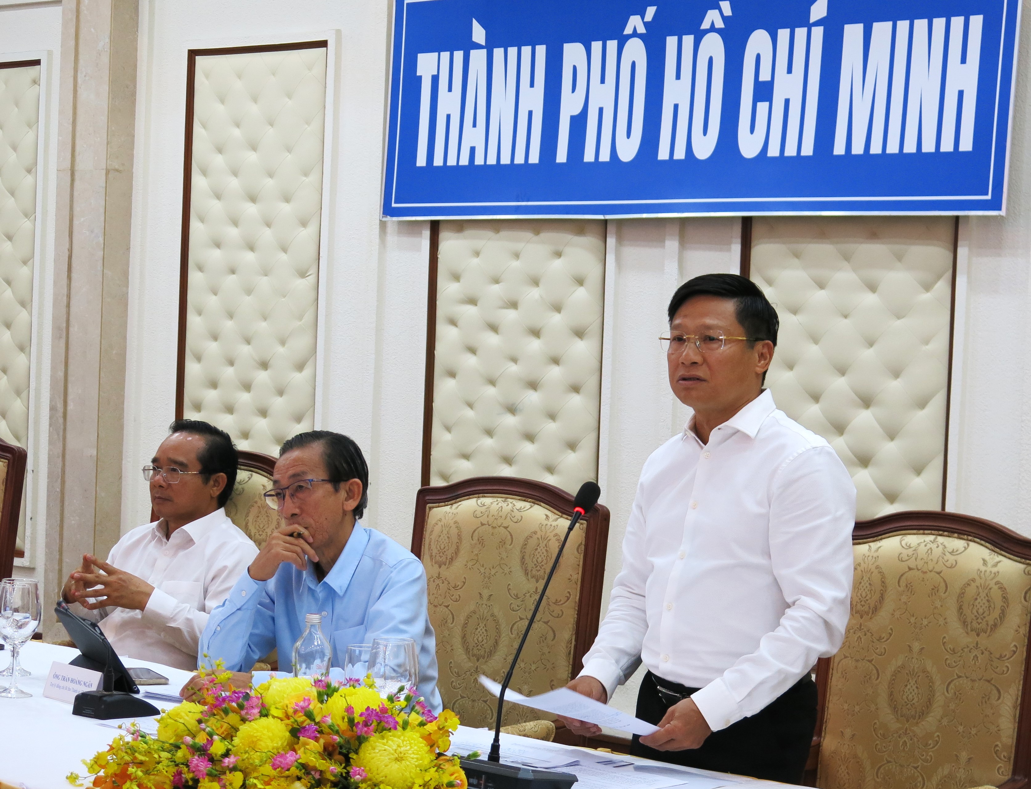Ông Võ Minh Tuấn, Giám đốc Ngân hàng Nhà nước chi nhánh Khu vực 2, phát biểu tại buổi làm việc. Nguồn: Công thông tin điện tử TP. Hồ Chí Minh.
