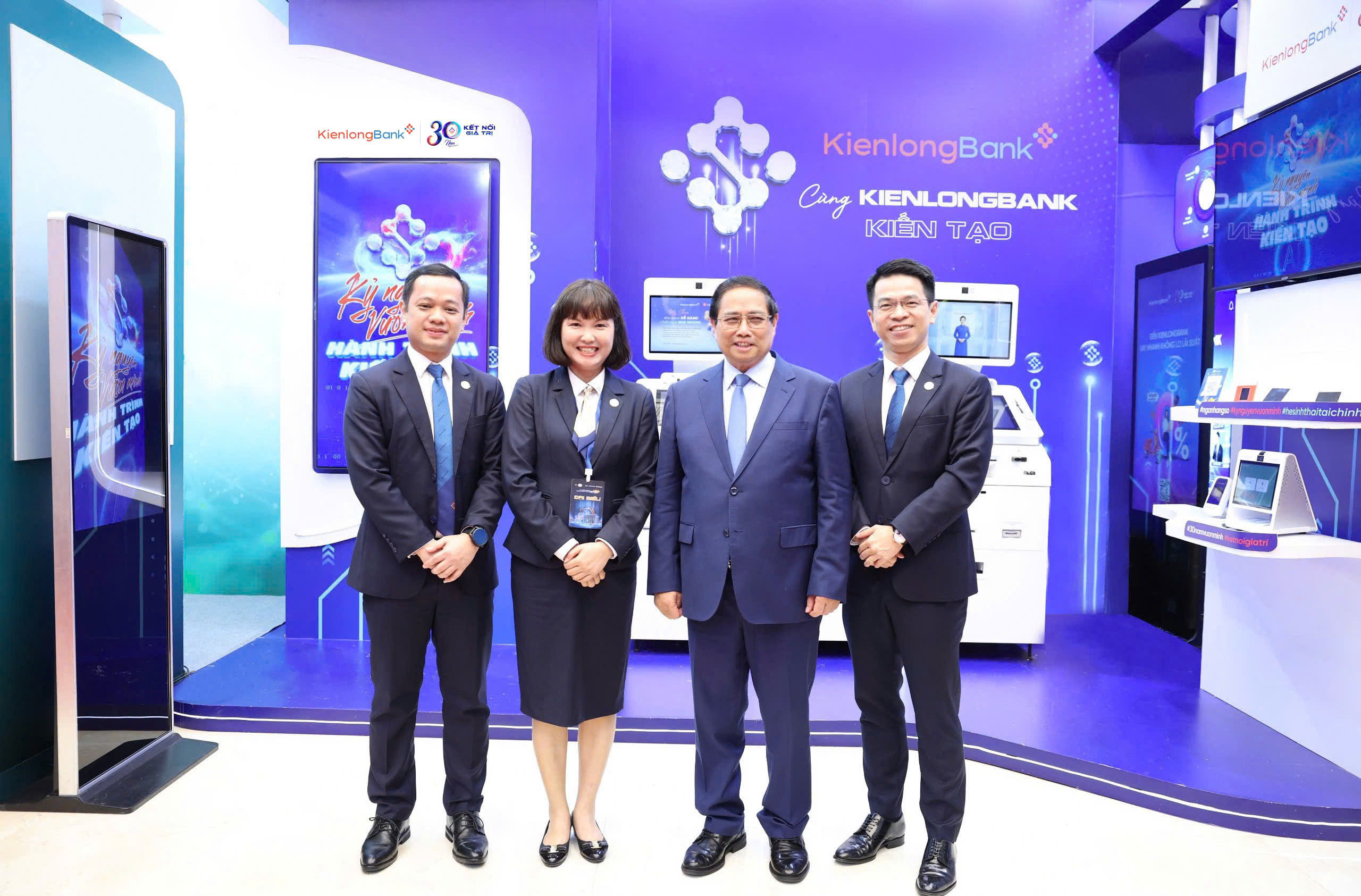 Chủ tịch KienlongBank: “Ứng dụng Giao dịch viên AI sẽ giúp Ngân hàng bứt tốc, đẩy mạnh tiếp cận người dân vùng sâu, vùng xa” - Ảnh 1