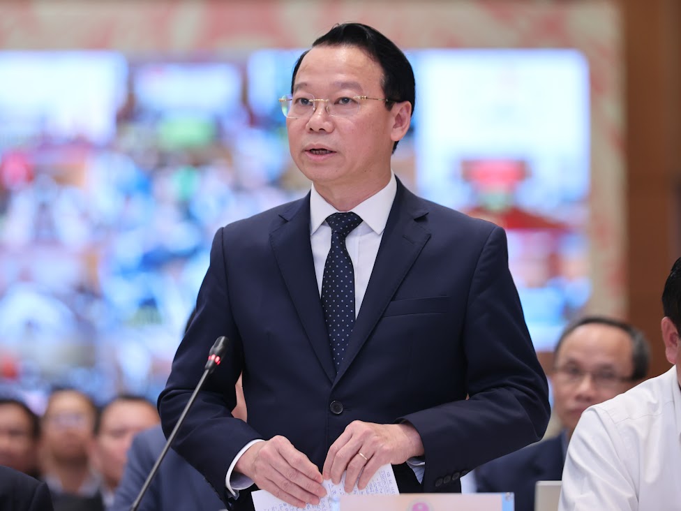 Bộ trưởng Bộ N&ocirc;ng nghiệp v&agrave; M&ocirc;i trường Đỗ Đức Duy giải đ&aacute;p một số kiến nghị của doanh nghiệp - Ảnh: VGP.