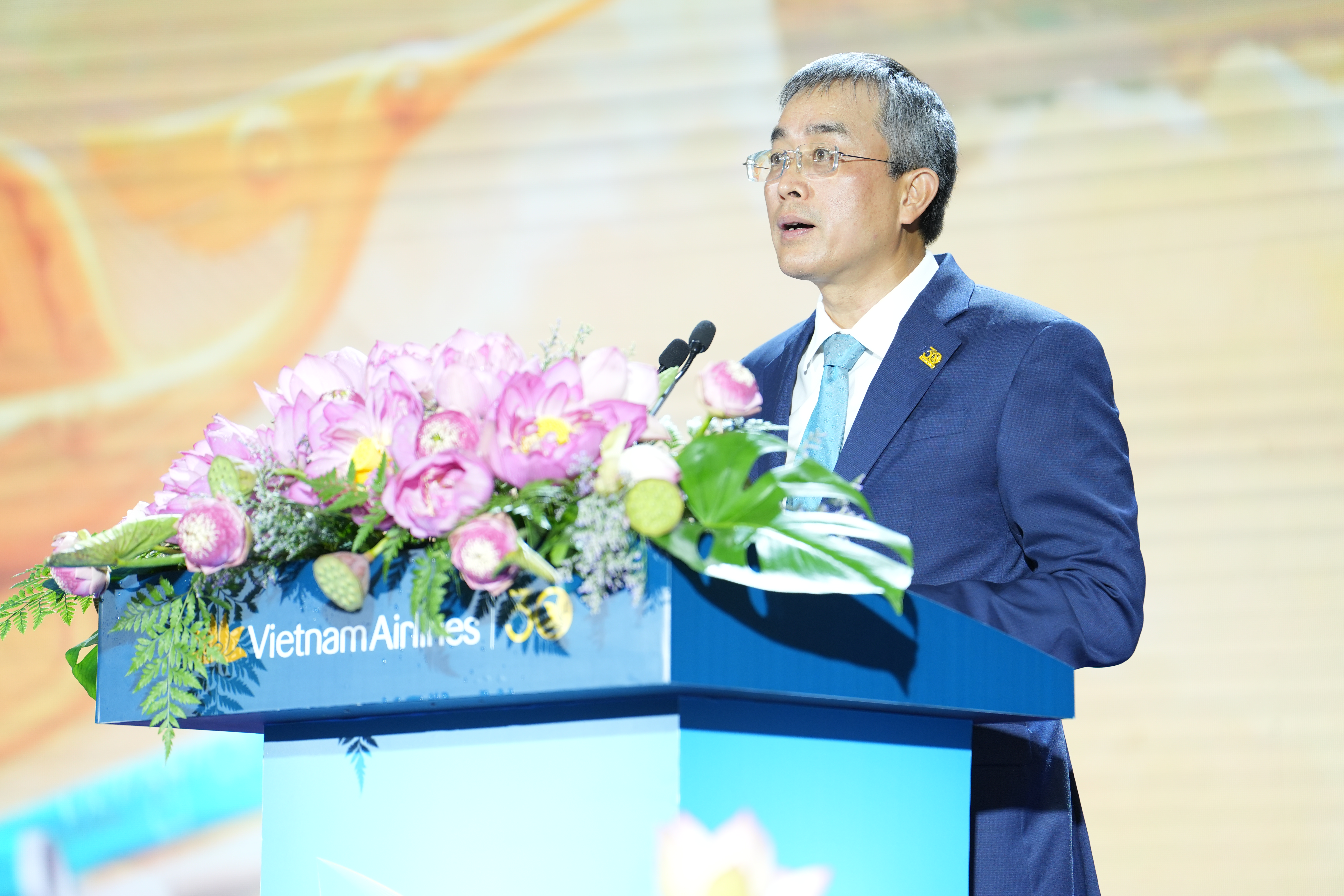 &Ocirc;ng Đặng Ngọc H&ograve;a, Chủ tịch Hội đồng quản trị Tổng c&ocirc;ng ty H&agrave;ng kh&ocirc;ng Việt Nam ph&aacute;t biểu tại sự kiện.