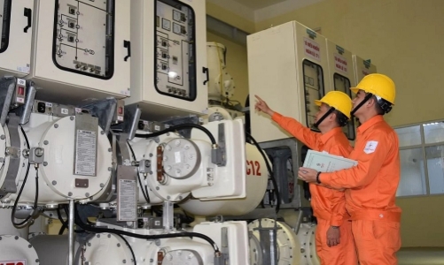 Biểu giá bán lẻ điện sinh hoạt rút xuống còn 5 bậc, hộ nghèo, hộ chính sách tiếp tục được hỗ trợ