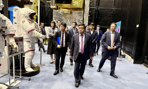 Việt Nam đề nghị Cơ quan Hàng không vũ trụ Nhật Bản hỗ trợ sớm phóng vệ tinh vào quỹ đạo