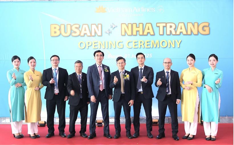At the Busan-Nha Trang air route opening ceremony. (Photo: VNA)