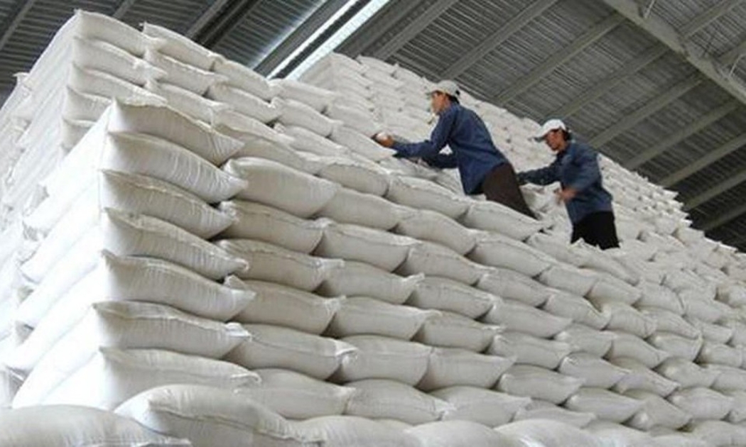 Quy định thương nhân xuất khẩu gạo phải sở hữu kho chứa thóc, gạo sẽ gia tăng đáng kể chi phí gia nhập thị trường cho các doanh nghiệp mới, doanh nghiệp nhỏ.
