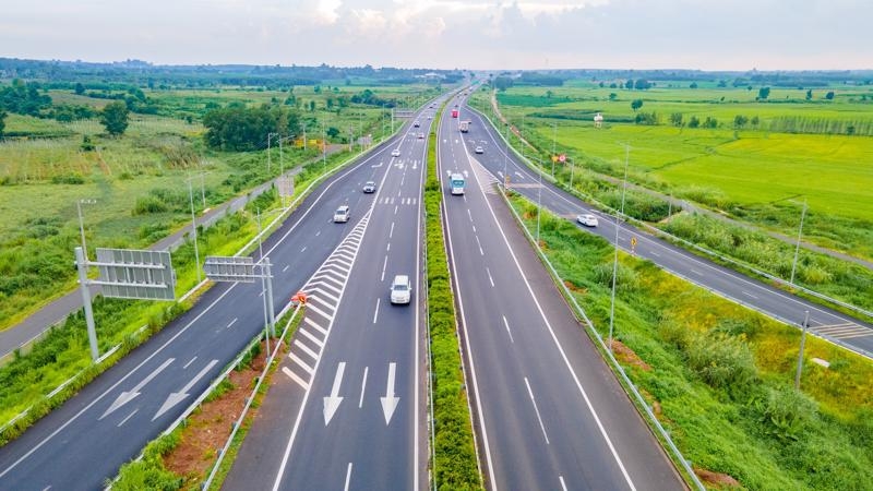 Binh Dinh province to build road connecting North-South expressway with IP