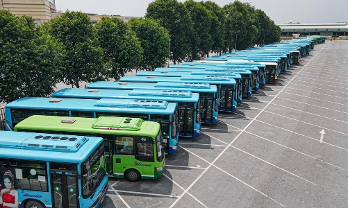 Hà Nội : Chuyển đổi 100% xe buýt sử dụng xăng, dầu diesel sang dùng điện và năng lượng xanh vào năm 2030
