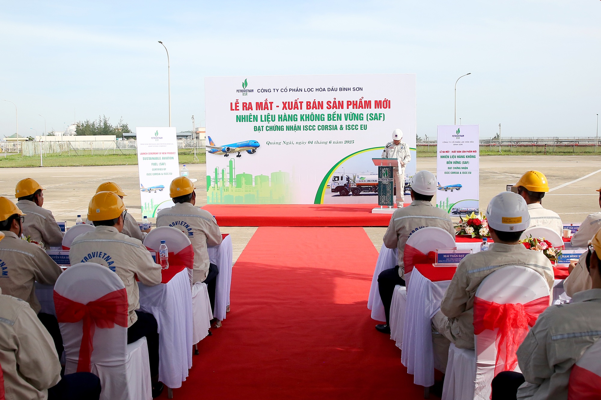 Lễ ra mắt và xuất bán lô nhiên liệu hàng không bền vững (SAF) thương mại đầu tiên tại BSR ngày 4/6/2025.