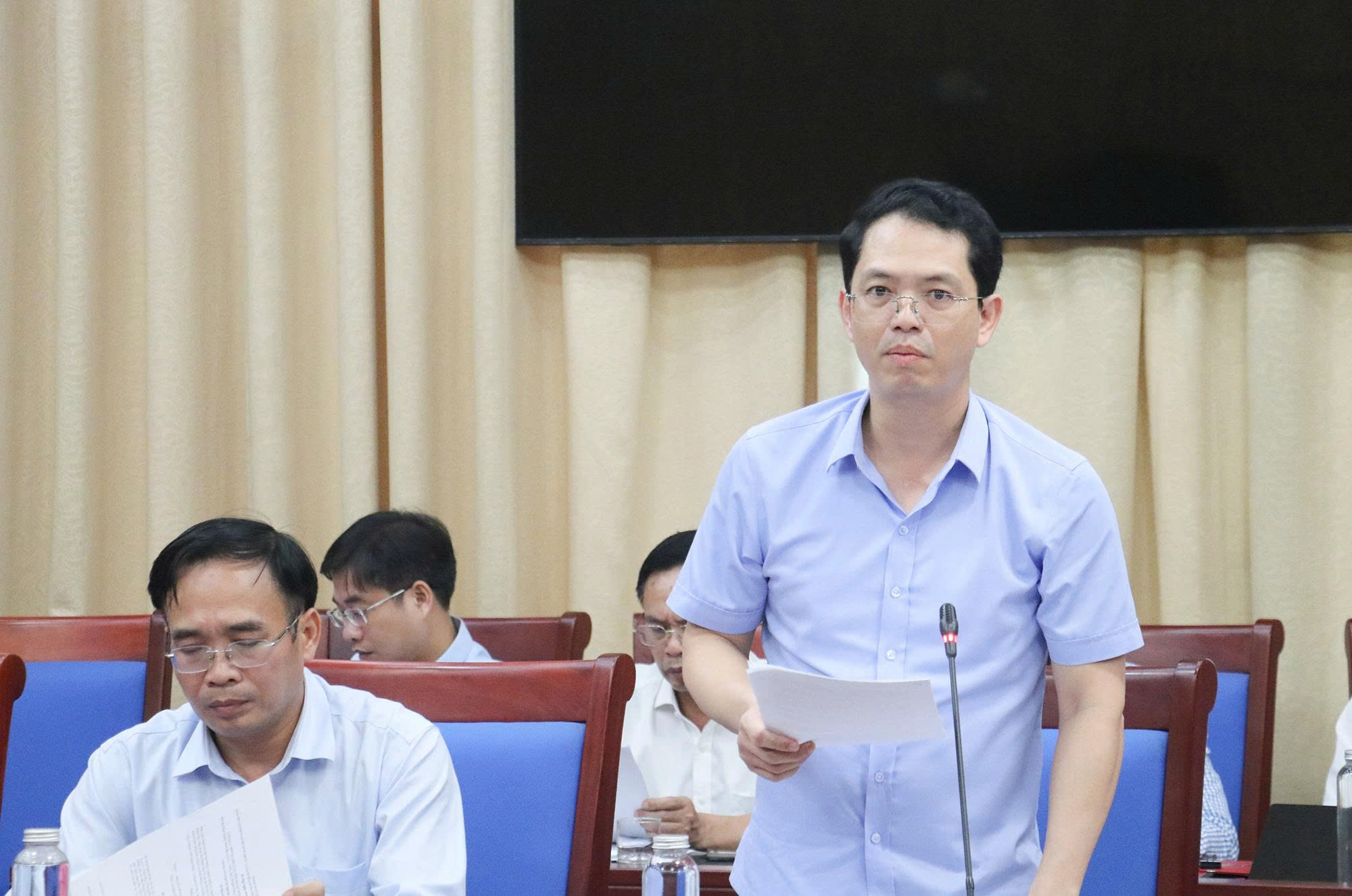 Gi&aacute;m đốc Sở T&agrave;i ch&iacute;nh Trịnh Thanh Hải đ&atilde; b&aacute;o c&aacute;o tiến độ cụ thể c&aacute;c dự &aacute;n