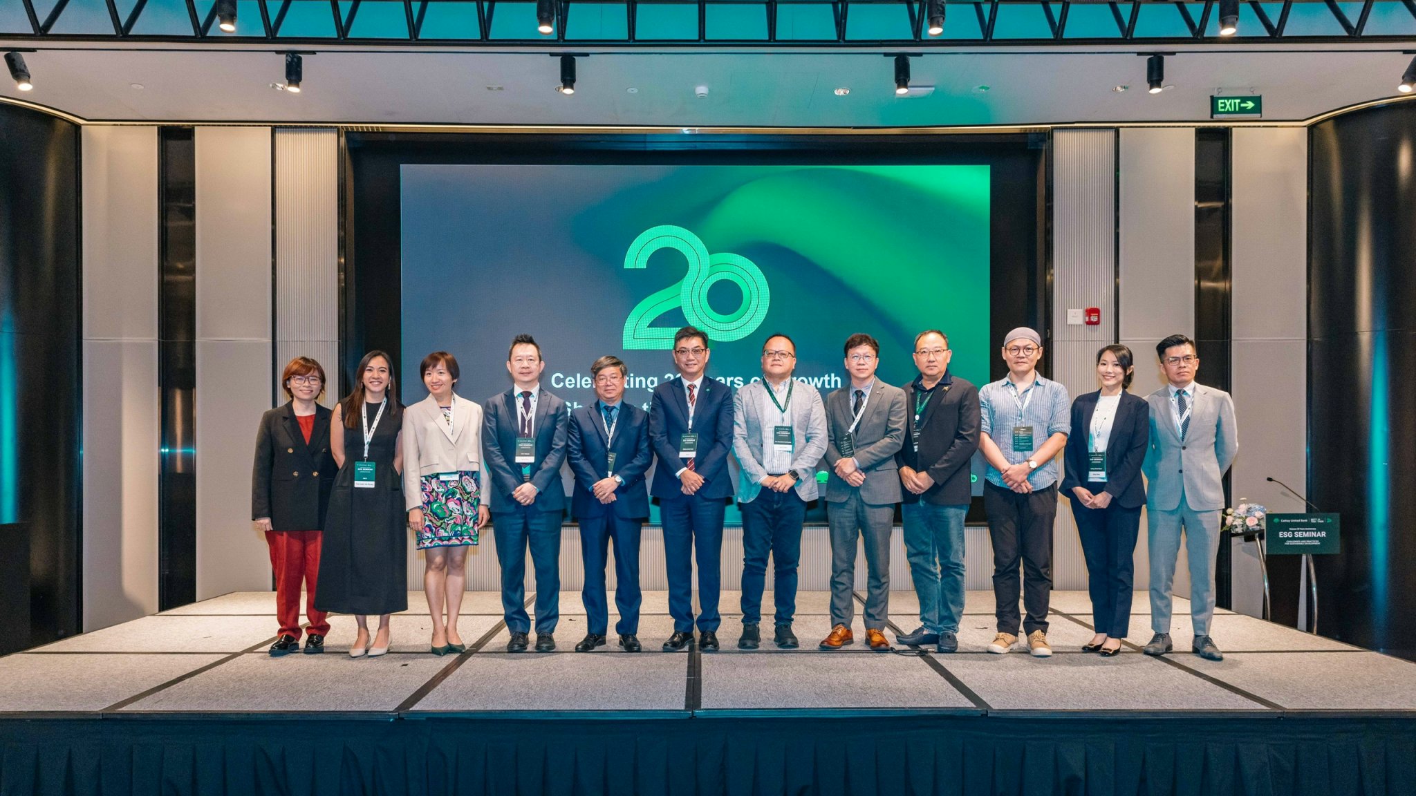 &Ocirc;ng Lu&nbsp;Wei Chieh,&nbsp;Tổng gi&aacute;m đốc CUBHCM (thứ 6 từ tr&aacute;i qua) khẳng định sự hợp t&aacute;c l&agrave; yếu tố then chốt để tạo ra thay đổi d&agrave;i hạn.