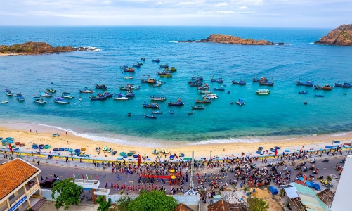 Bình Định tăng tốc hút khách trong mùa cao điểm du lịch hè