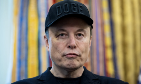 Elon Musk khi còn làm việc ở Nhà Trắng - Ảnh: Bloomberg.