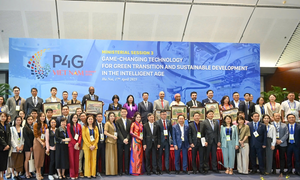 Bà Lê Thị Hồng Nhi - Giám đốc Truyền thông, Đối ngoại và Phát triển bền vững Unilever Việt Nam tham gia P4G.