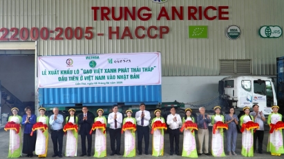 Vietnam's  first low-emission rice shipment to Japan