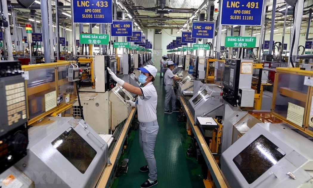 Riêng ngành công nghiệp hiện nay sử dụng khoảng 53% điện của toàn quốc.