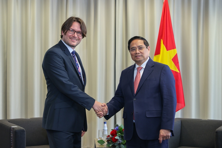 Thủ tướng Ch&iacute;nh phủ Phạm Minh Ch&iacute;nh tiếp &ocirc;ng Jevgeni Kabanov, Chủ tịch phụ tr&aacute;ch về ch&iacute;nh s&aacute;ch c&ocirc;ng to&agrave;n cầu của Tập đo&agrave;n Bolt - Ảnh: VGP.&nbsp;