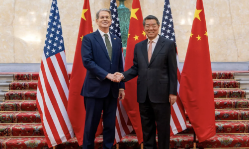 Mỹ tính nới kiểm soát xuất khẩu chip để đổi lấy đất hiếm Trung Quốc