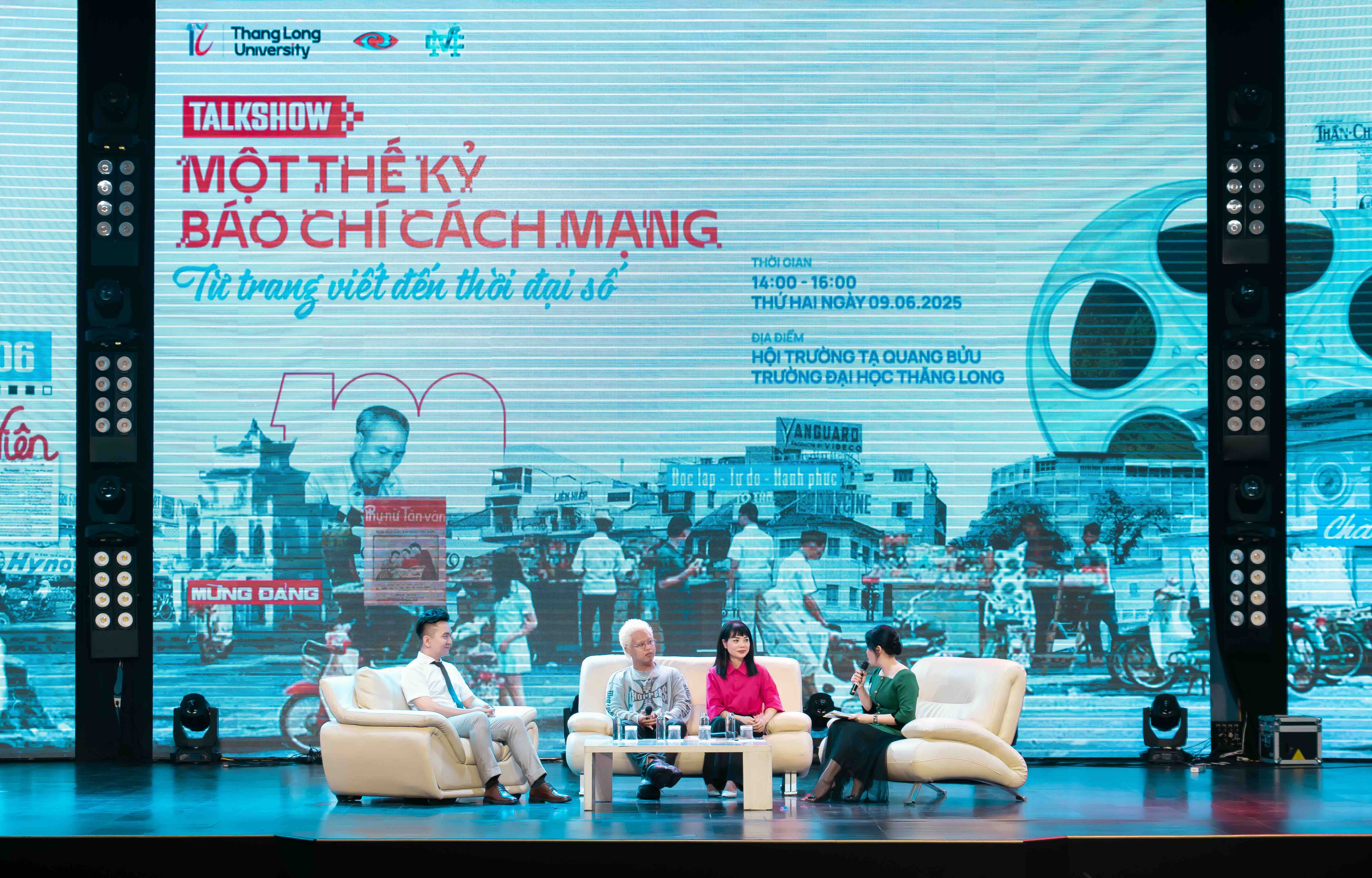 Talkshow với chủ đề “Một thế kỷ Báo chí Cách mạng – Từ trang viết tới thời đại số” do trường Đại học Thăng Long tổ chức. Ảnh: Multimedia Club 