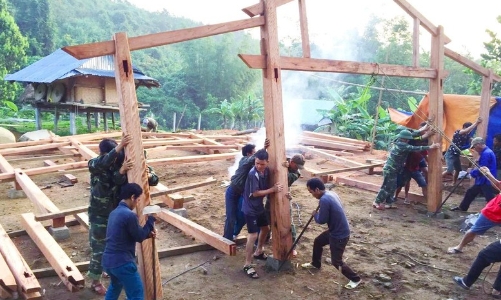 Thủ tướng yêu cầu xoá nhà tạm, nhà dột nát trên cả nước trước 31/8/2025