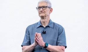 Ông Tim Cook, Giám đốc Điều hành Apple, trong Hội nghị các nhà phát triển toàn cầu của Apple (WWDC) tại khuôn viên Apple Park ở Cupertino, California, Hoa Kỳ, ngày 9 tháng 6 năm 2025