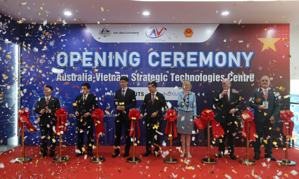 Lễ khai trương Trung tâm Công nghệ Chiến lược Australia - Việt Nam (AVSTC). Ảnh: ĐSQ Australia