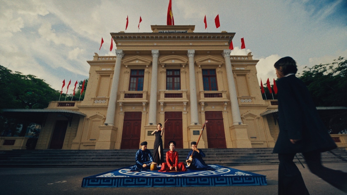 Thước phim TVC &ldquo;DIỆN&rdquo; khắc họa một Hải Ph&ograve;ng đa diện đầy tự h&agrave;o.