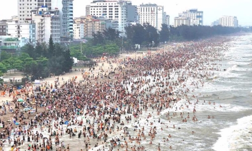 Central Thanh Hoa province's tourism revenue expected at over $1bln in 6M