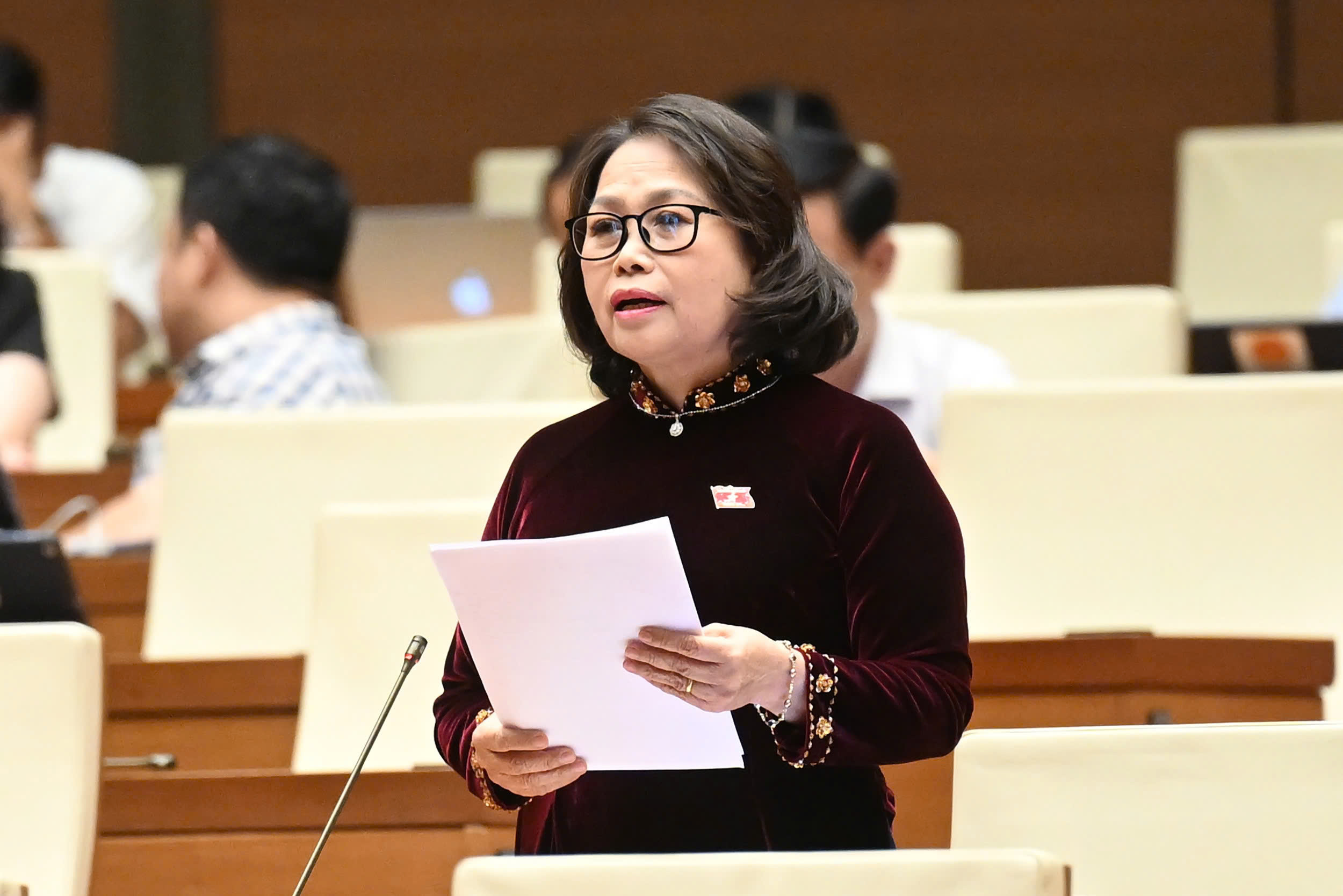 Đại biểu Nguyễn Thị Yến, đo&agrave;n ĐBQH tỉnh B&agrave; Rịa - Vũng T&agrave;u. Ảnh: Quochoi.vn.