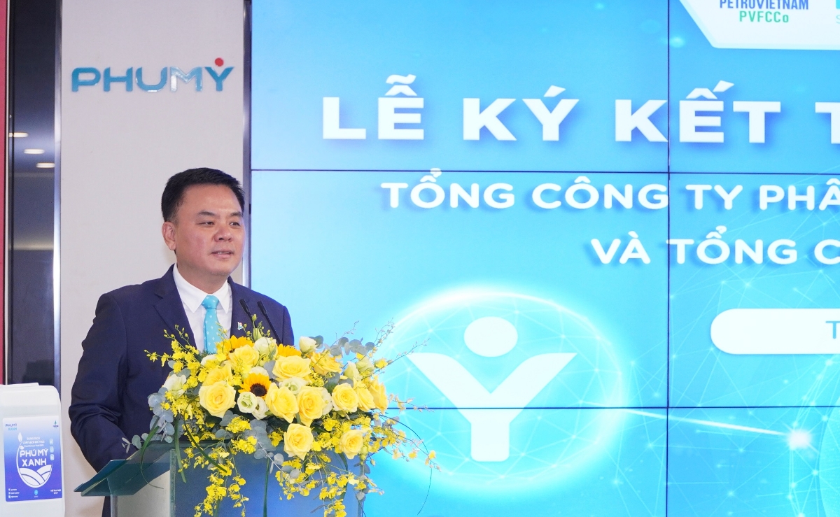 &Ocirc;ng Nguyễn Xu&acirc;n H&ograve;a - Chủ tịch HĐQT Ph&uacute; Mỹ ph&aacute;t biểu tại Lễ k&yacute; kết.