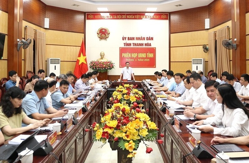 Toàn cảnh phiên họp