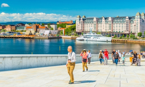 “Ác mộng đêm hè” của du lịch châu Âu