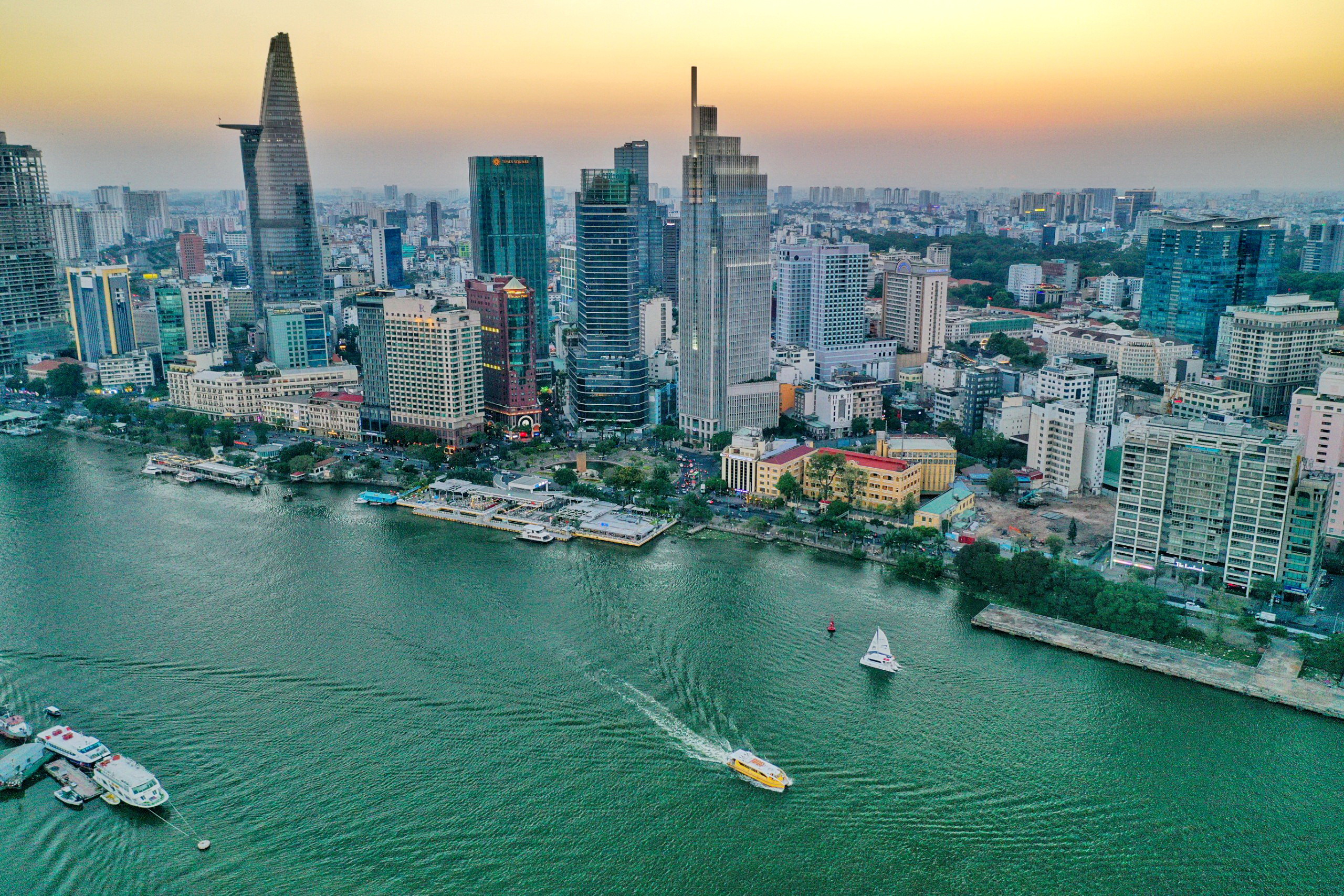 Phát triển đô thị ven sông Sài Gòn là một trong hai hành lang mới phát triển TP.HCM. Ảnh: Độc Lập