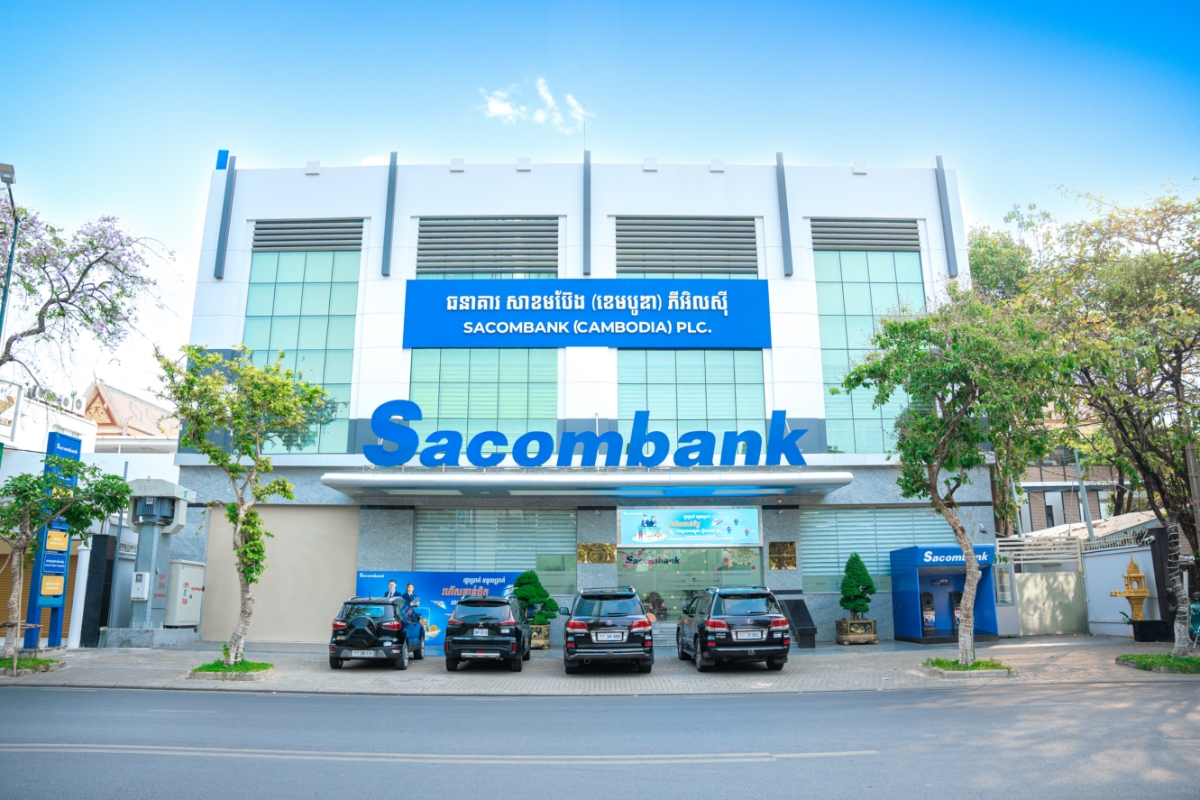 Trụ sở Sacombank Cambodia (60 Preah Norodom Blvd, Sangkat Cheychumneas, Khan Daun Penh, Phnom Penh).