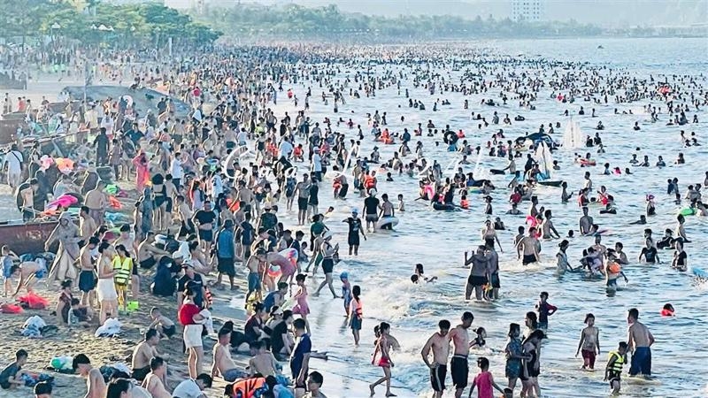 Nghe An welcomes 6.2 million tourists in 1H