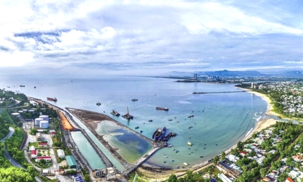 Cảng Liên Chiểu là một trong những khu vực kết nối các khu chức của Khu Thương mại tự do Đà Nẵng.năng.