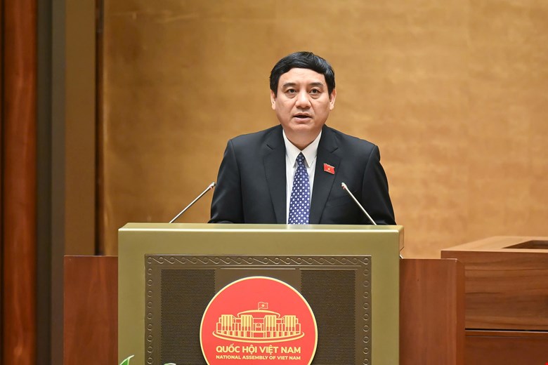 Chủ nhiệm Ủy ban Văn h&oacute;a v&agrave; X&atilde; hội Nguyễn Đắc Vinh