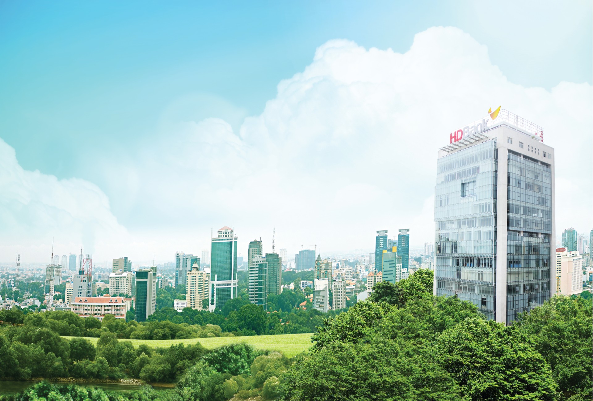  HDBank luôn đồng hành cùng doanh nghiệp và Chính phủ trong các dự án trọng điểm về chuyển đổi năng lượng, năng lượng tái tạo và điện khí LNG.