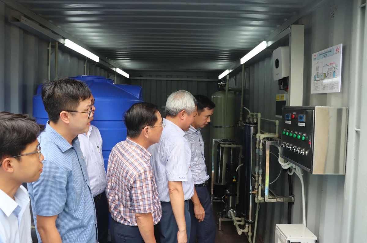 VKIST tặng hệ thống lọc nước nhiễm mặn cho trường Phổ thông Dân tộc nội trú tại Sóc Trăng. 