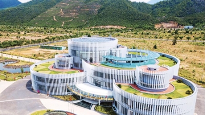 First Free Trade Zone in Vietnam established