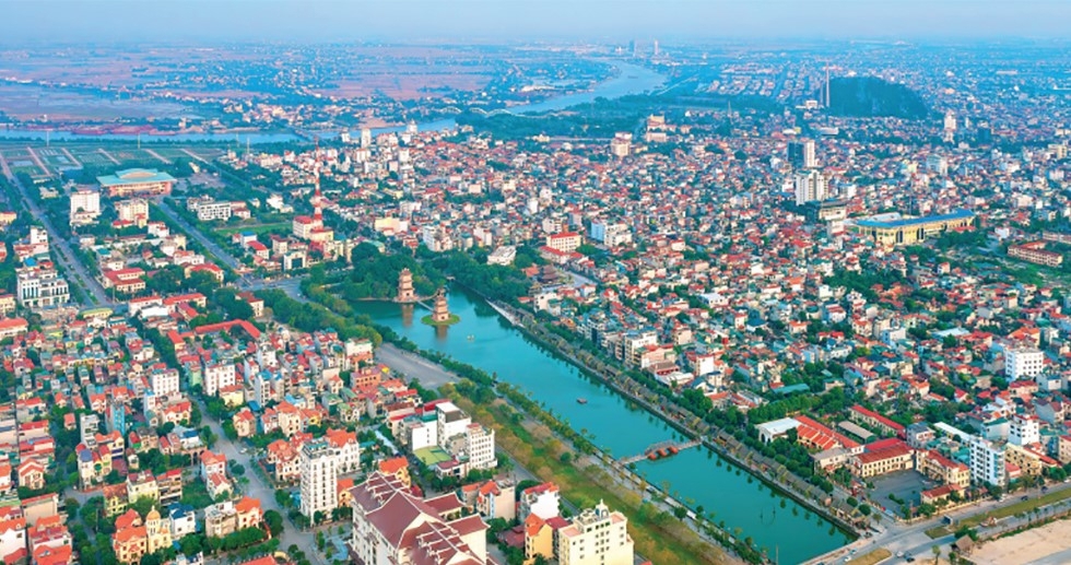 Một góc thành phố Ninh Bình nhìn từ trên cao. Ảnh: Ngọc Linh