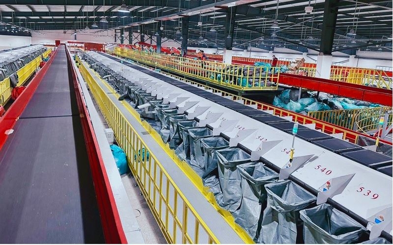 Logistics sector to go digital and green