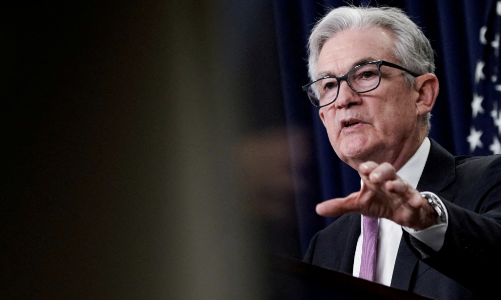 Fed dự báo ảm đạm về kinh tế Mỹ: Tăng trưởng giảm, lạm phát tăng