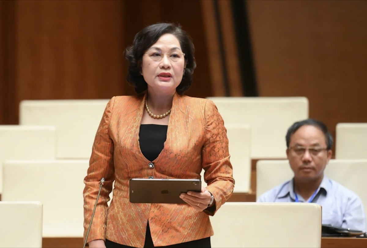 Thống đốc Nguyễn Thị Hồng trả lời c&acirc;u hỏi của c&aacute;c đại biểu Quốc hội&nbsp;