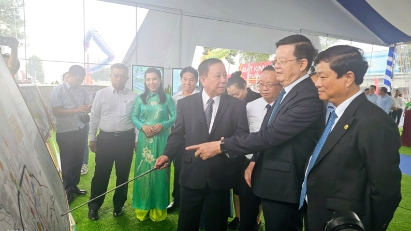 Construction of HCM City's Ring Road No.4 through Binh Duong starts