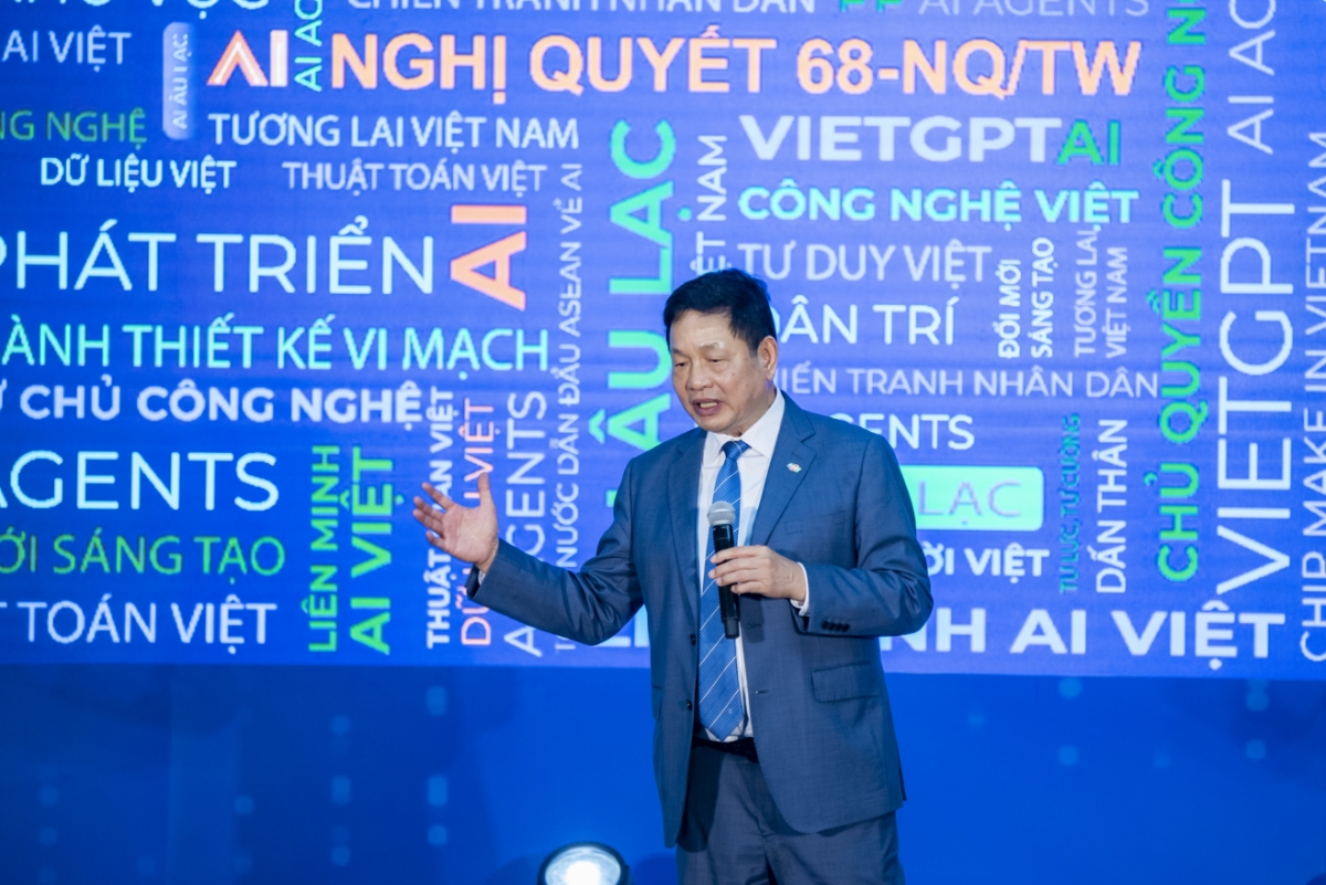 &Ocirc;ng Trương Gia B&igrave;nh, Chủ tịch HĐQT FPT.