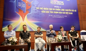 Thảo luận tại phiên chuyên đề “Trí tuệ nhân tạo và chiến lược chuyển đổi số của các tòa soạn báo chí Việt Nam”. Ảnh: Việt Dũng