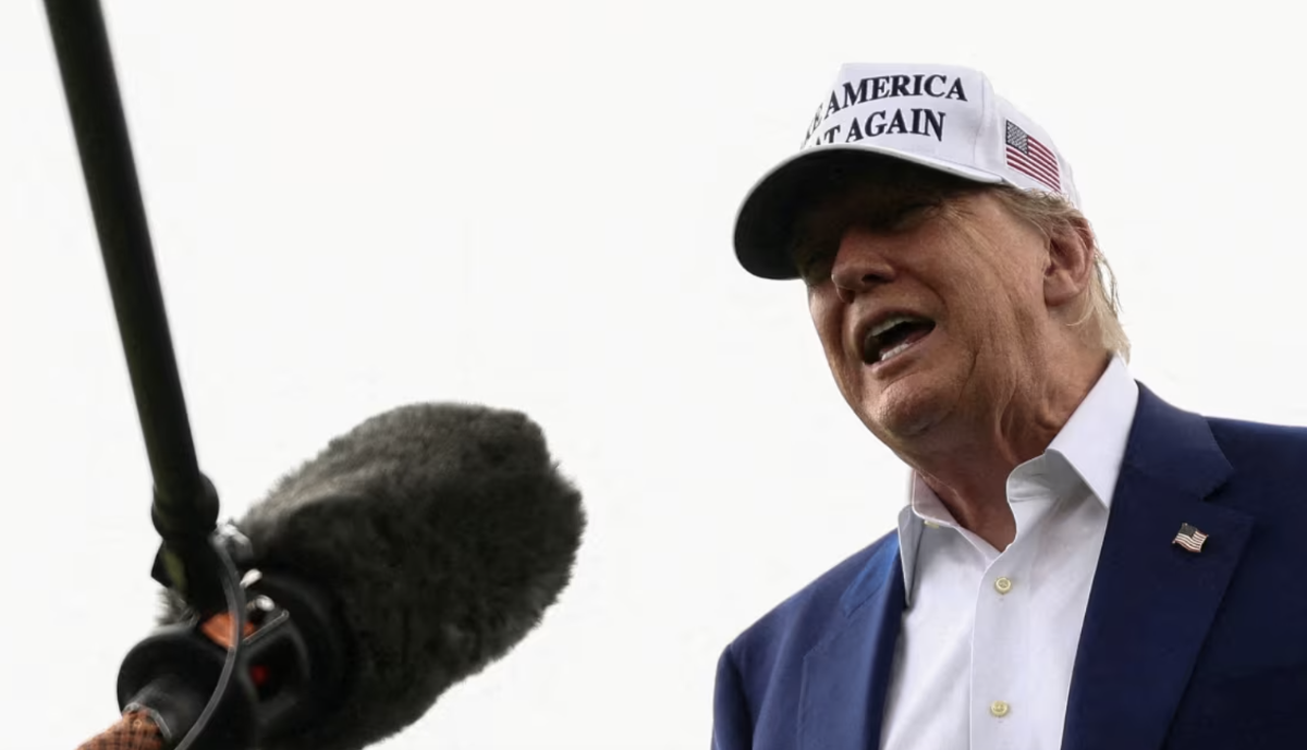 Tổng thống Mỹ Donald Trump trong một lần trả lời báo chí ở Nhà Trắng - Ảnh: Reuters.