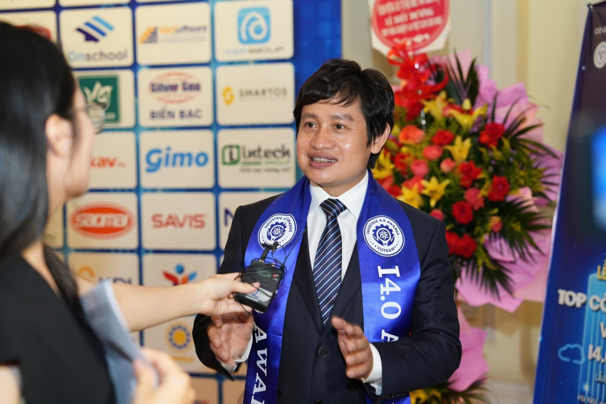 &Ocirc;ng Ho&agrave;ng Mai Chung chia sẻ, những giải thưởng n&agrave;y l&agrave; động lực để Meey Group tiến xa hơn, đặc biệt l&agrave; trong h&agrave;nh tr&igrave;nh tiến tới mục ti&ecirc;u IPO trong thời gian tới.