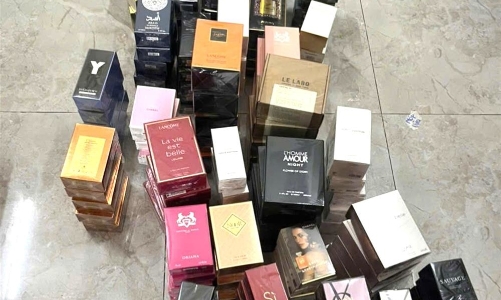 Liên tiếp phát hiện, xử lý các vụ sản xuất, buôn bán mỹ phẩm giả, sữa giả