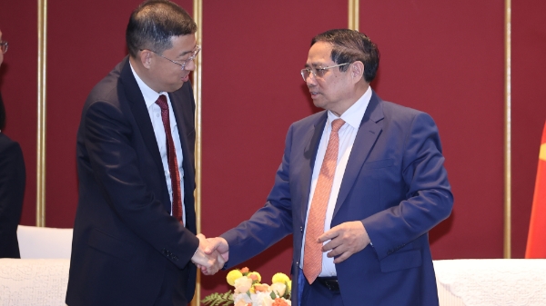 Thủ tướng đề nghị ngân hàng hàng đầu Trung Quốc tham gia trung tâm tài chính quốc tế tại Việt Nam